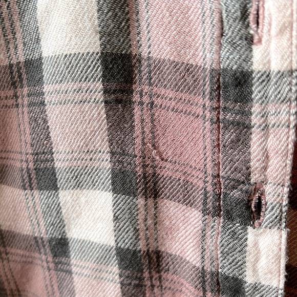 Justice, juniors 14/16, pink and gray, button down flannel. - Picture 2 of 2